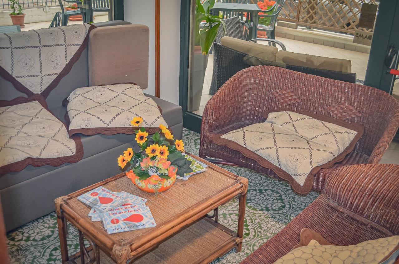 Hotel Stradiot Rimini Buitenkant foto