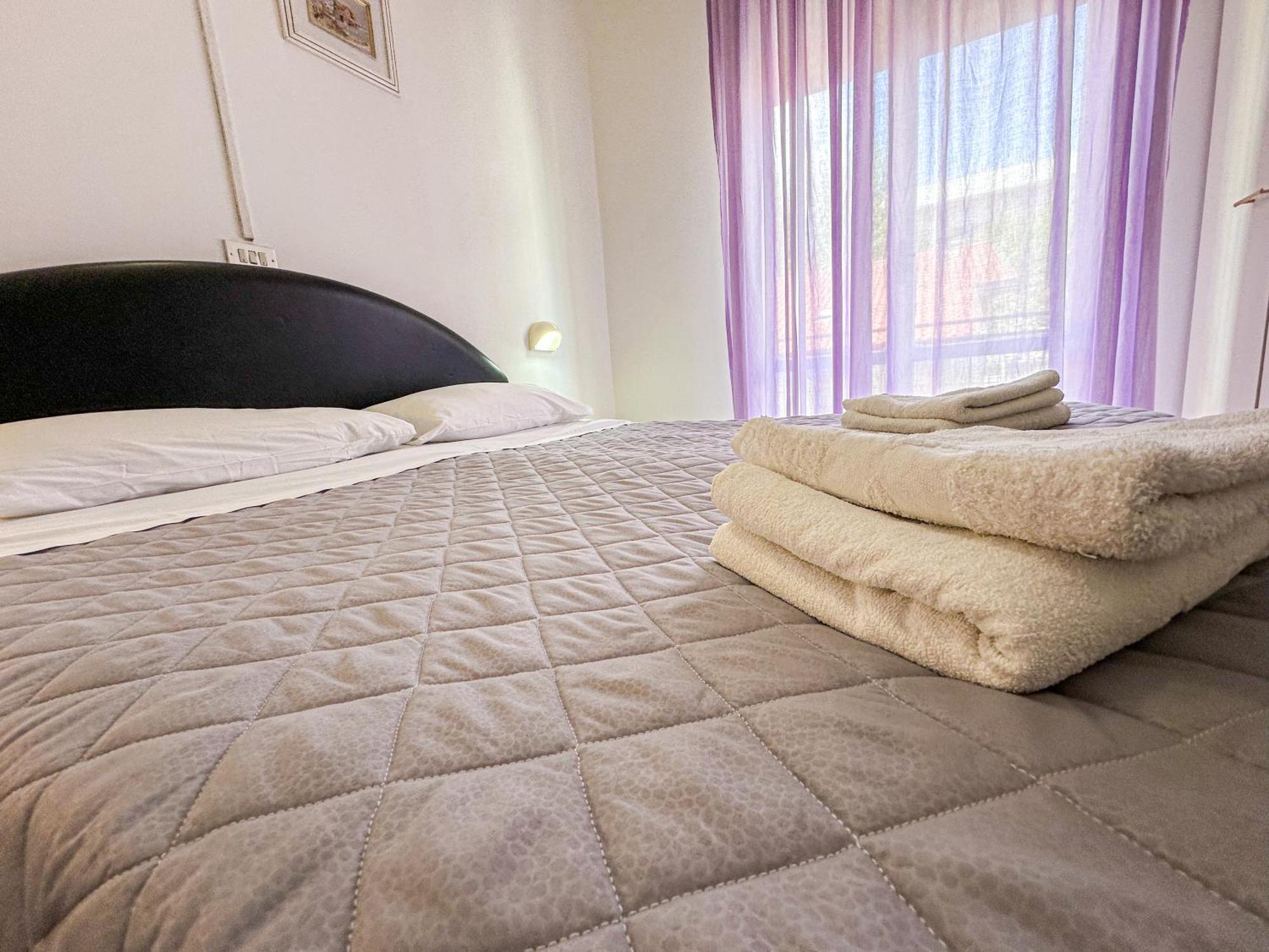 Hotel Stradiot Rimini Buitenkant foto