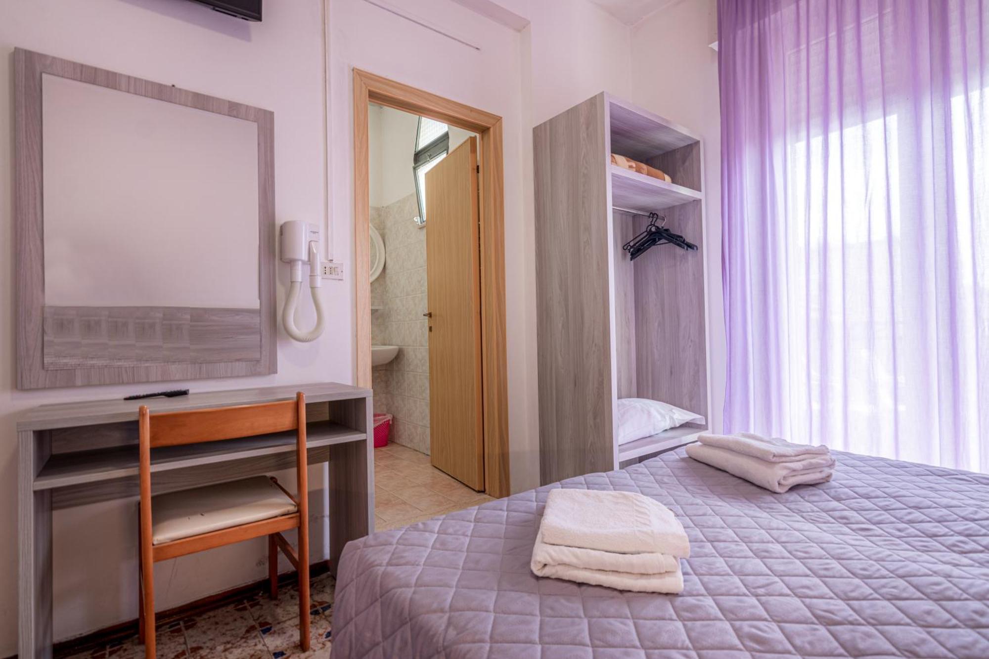 Hotel Stradiot Rimini Buitenkant foto