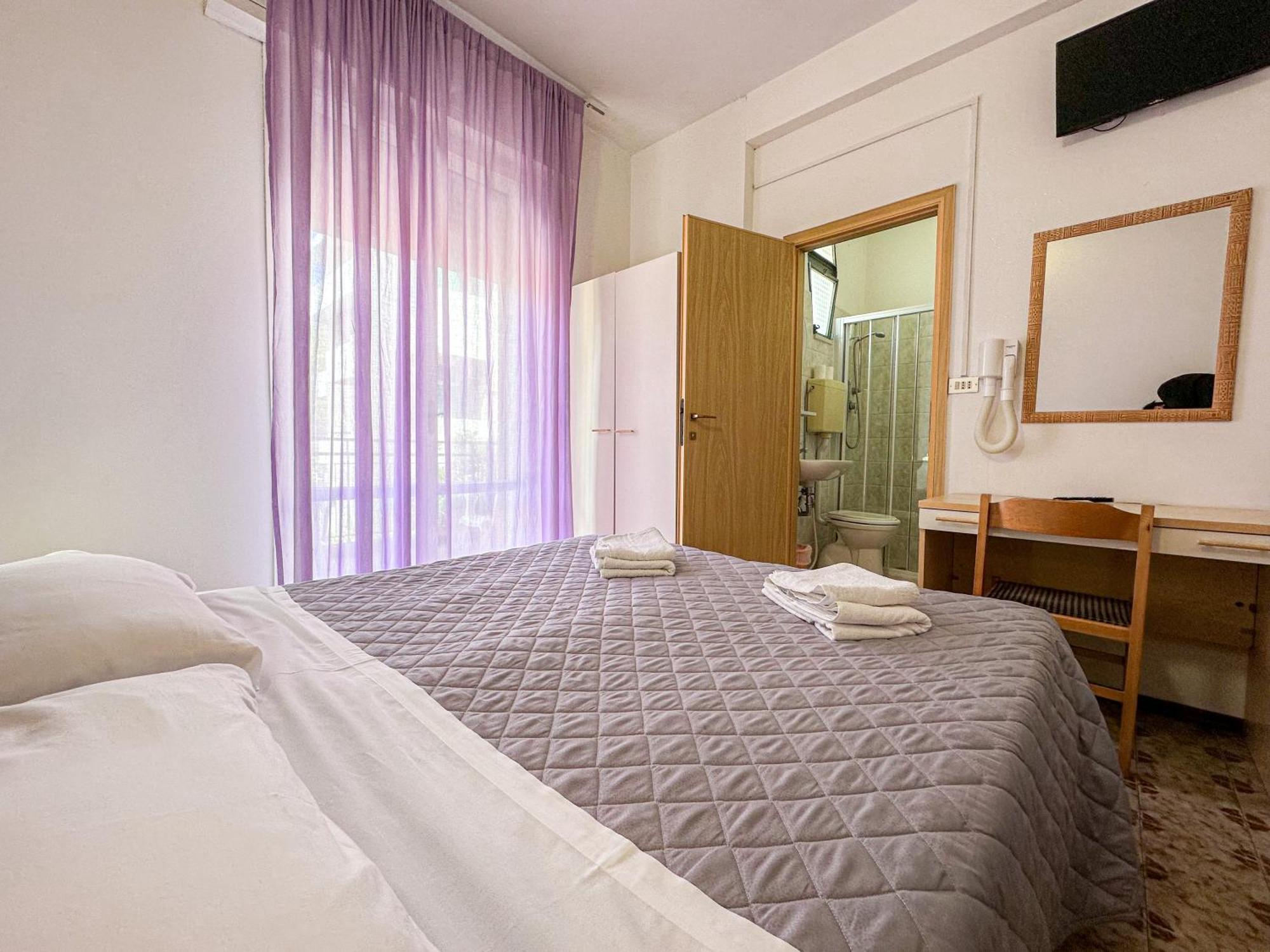 Hotel Stradiot Rimini Buitenkant foto